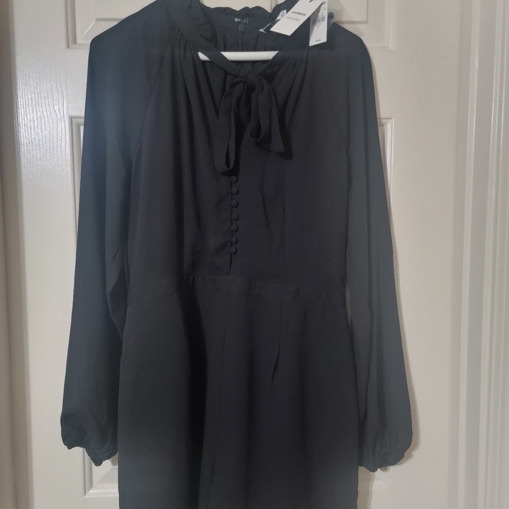 Elegant Black Long-Sleeve Dress